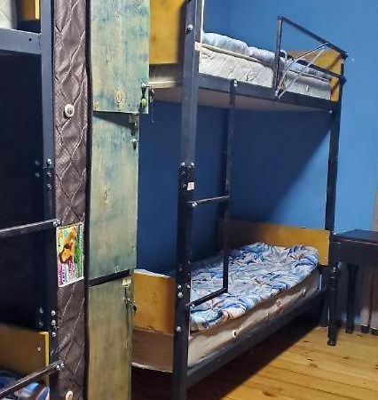 Your Room Hostel Тбілісі Екстер'єр фото