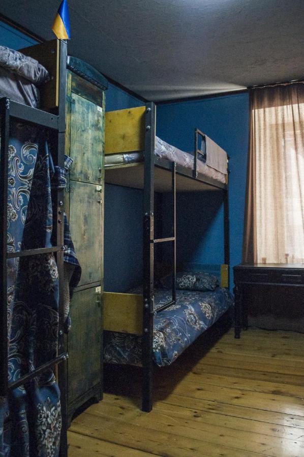 Your Room Hostel Тбілісі Екстер'єр фото