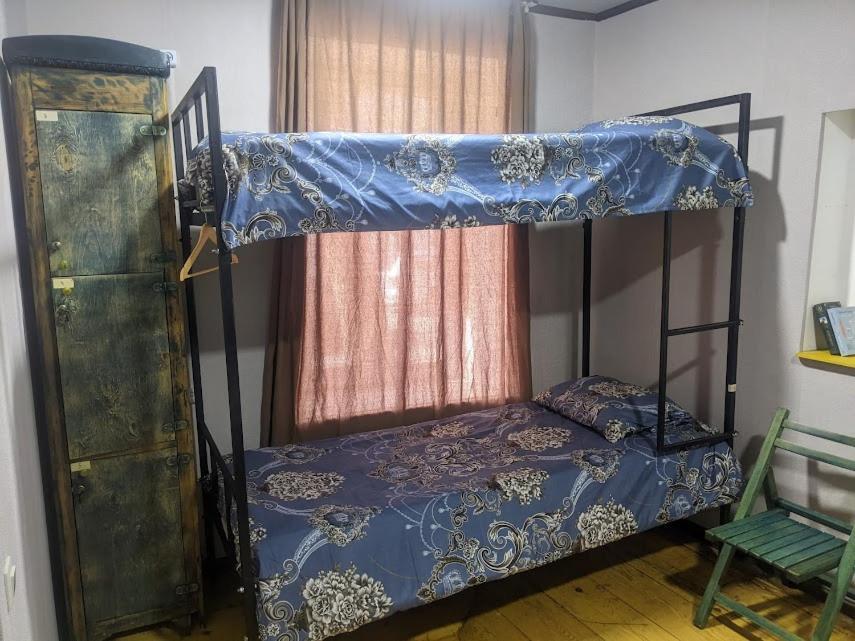 Your Room Hostel Тбілісі Екстер'єр фото